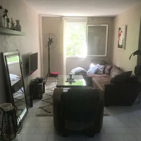 Charmant Cosy De 75 M2 *
